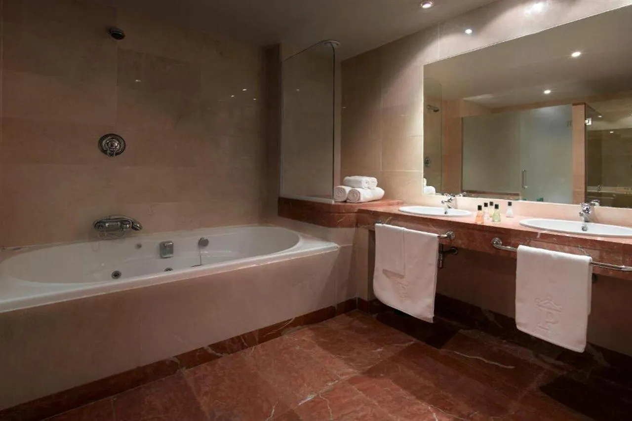 Parador De Malaga Golf
