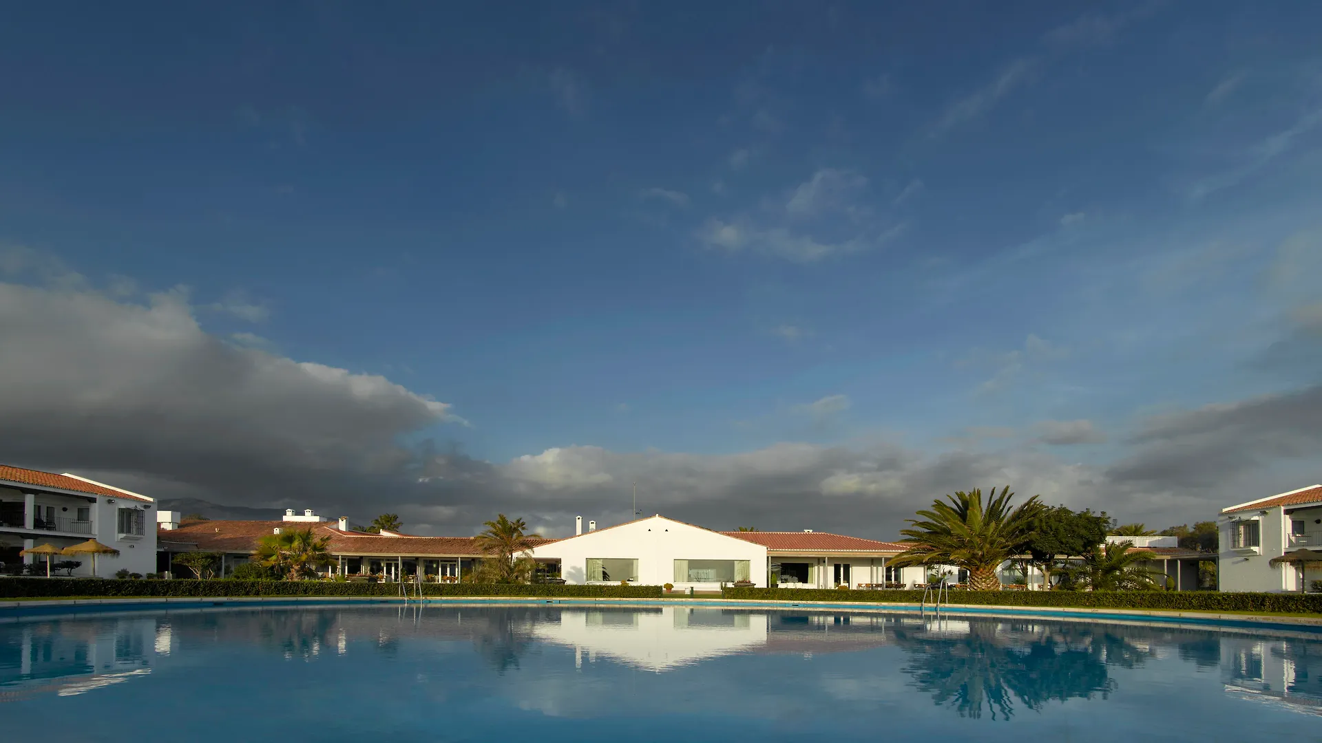 Parador De Malaga Golf