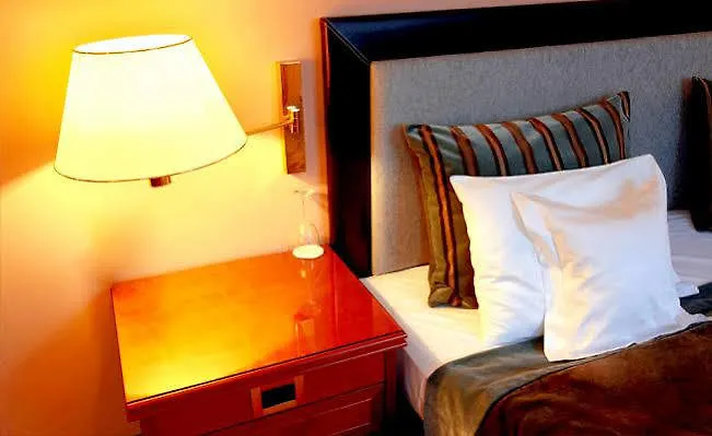 Parador De Malaga Golf Hotel